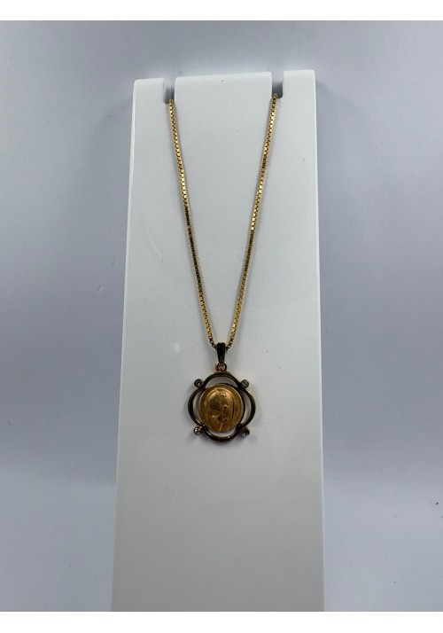 MEDALLA Y CADENA DE NIÑA DORADA